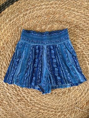 High-Waist Blue Patterned Smocked-Waist Women's Shorts